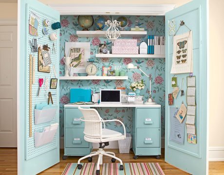 turn-cabinet-into-a-mini-home-office-0