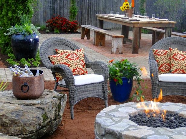 DYCR609_Fire-Pit-Picinic-Table_s4x3_lg