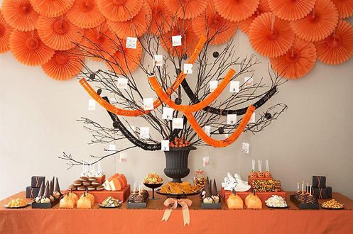 big-halloween-tree-for-a-display-table