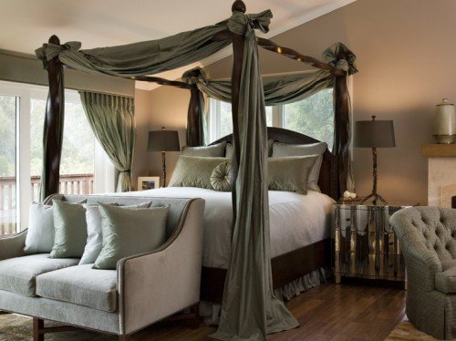 cool-canopy-beds-8-500x374