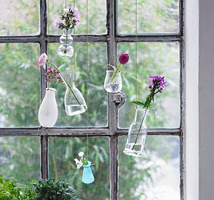 309496_275045962523904_486964501_n